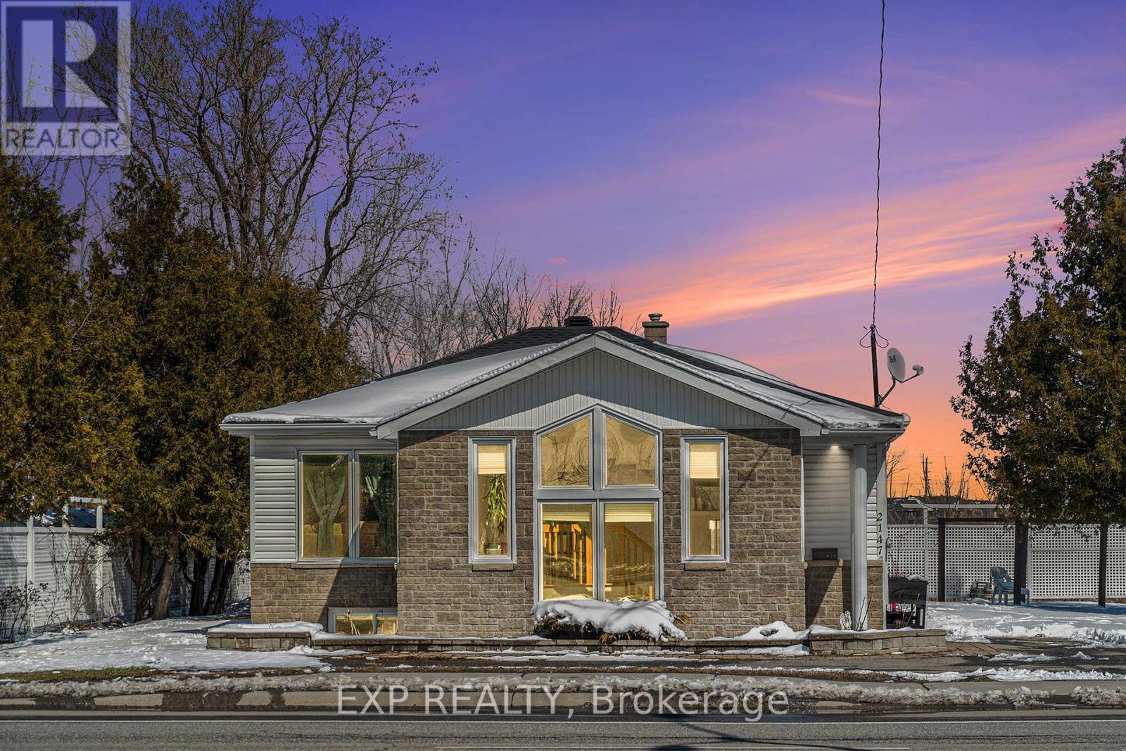 2147 Mer Bleue Rd, Ottawa, ON K4A 3T9