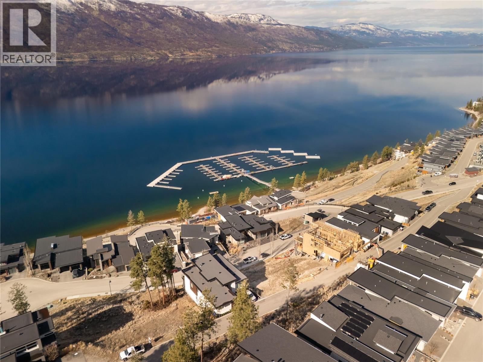3356 Black Pine Ln, Kelowna, BC V1V 3G1
