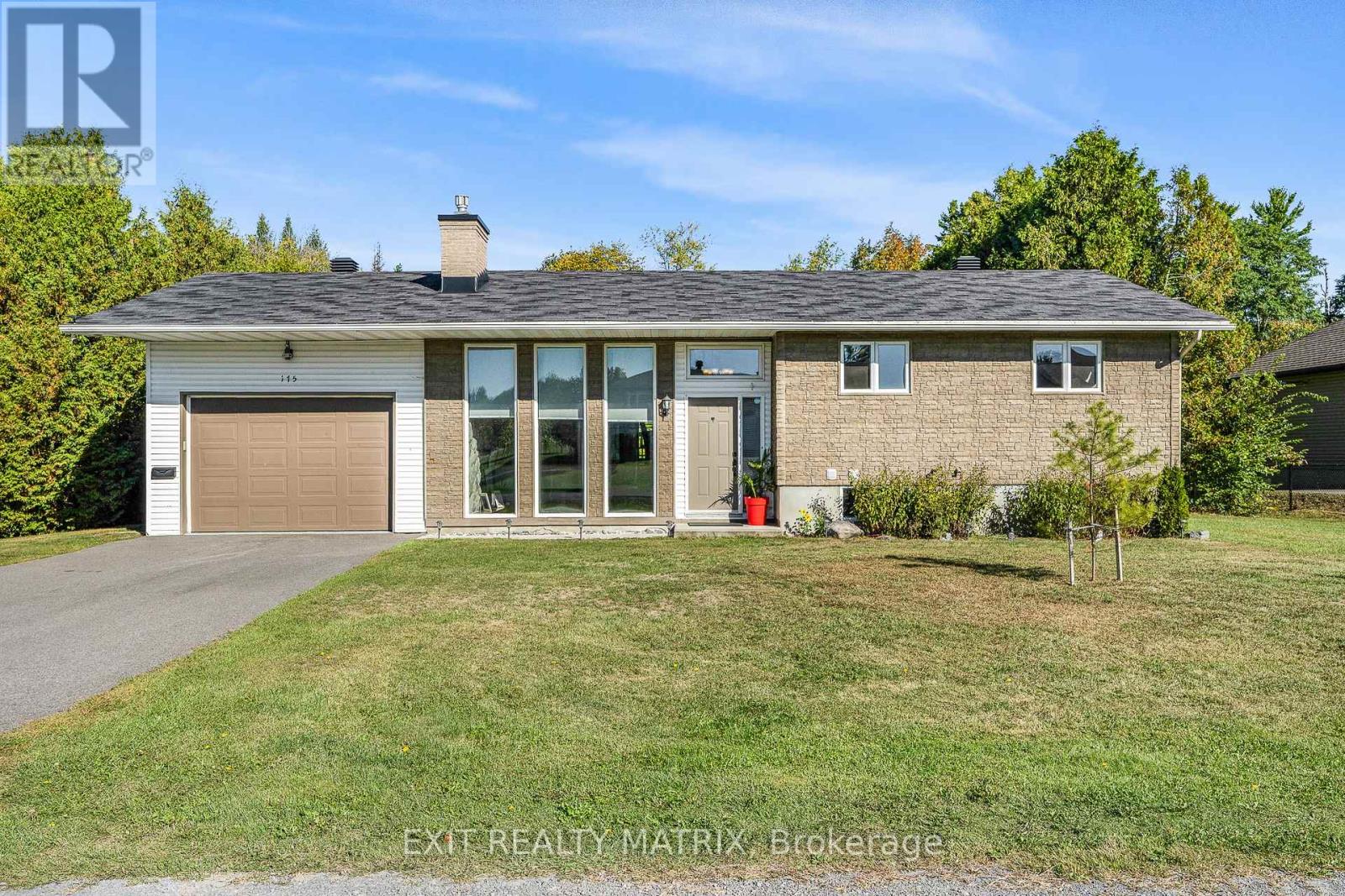 175 Roxanne St, Clarence-Rockland, ON K0A 1N0