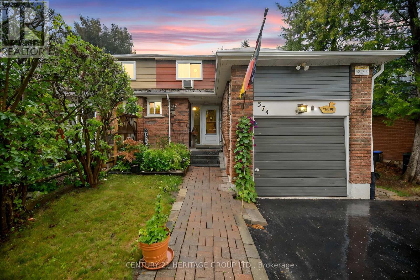 374 Maplegrove Ave, Bradford West Gwillimbury, ON L3Z 1V7