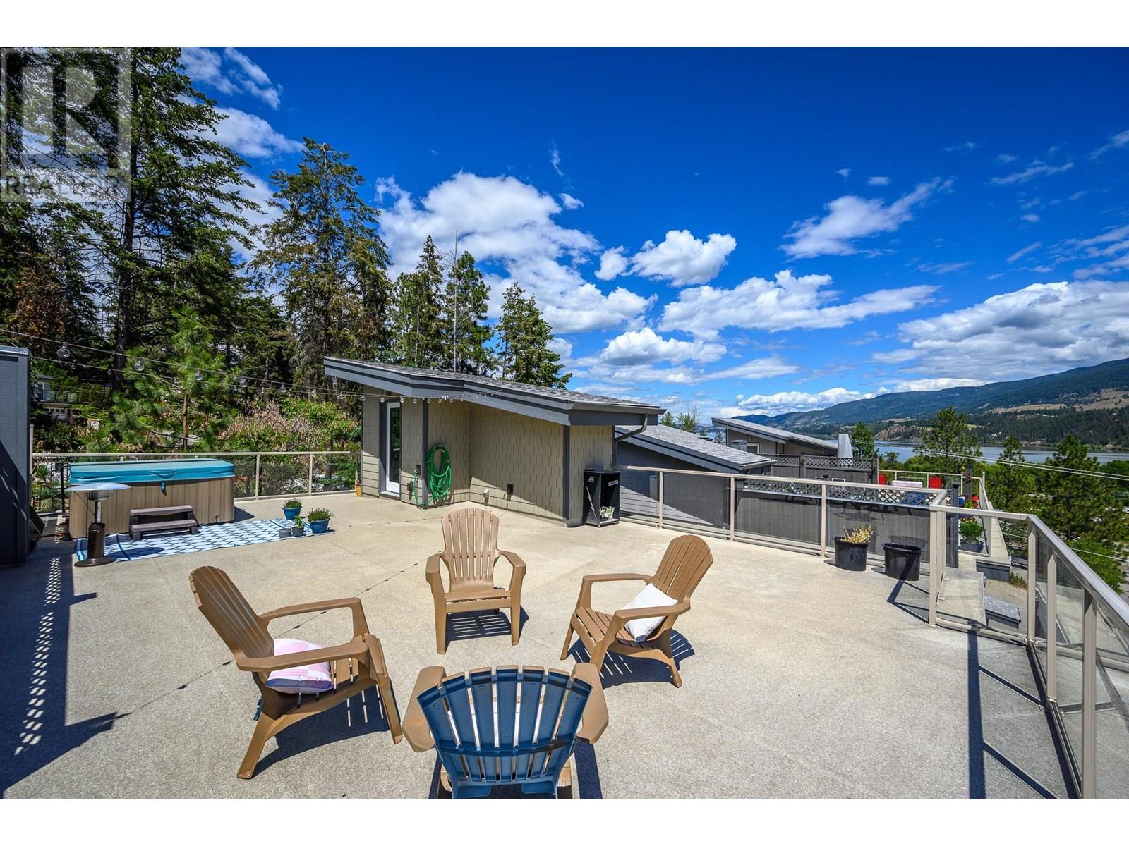 2893 Robinson Road Unit 7, Lake Country, BC V4V 1H8