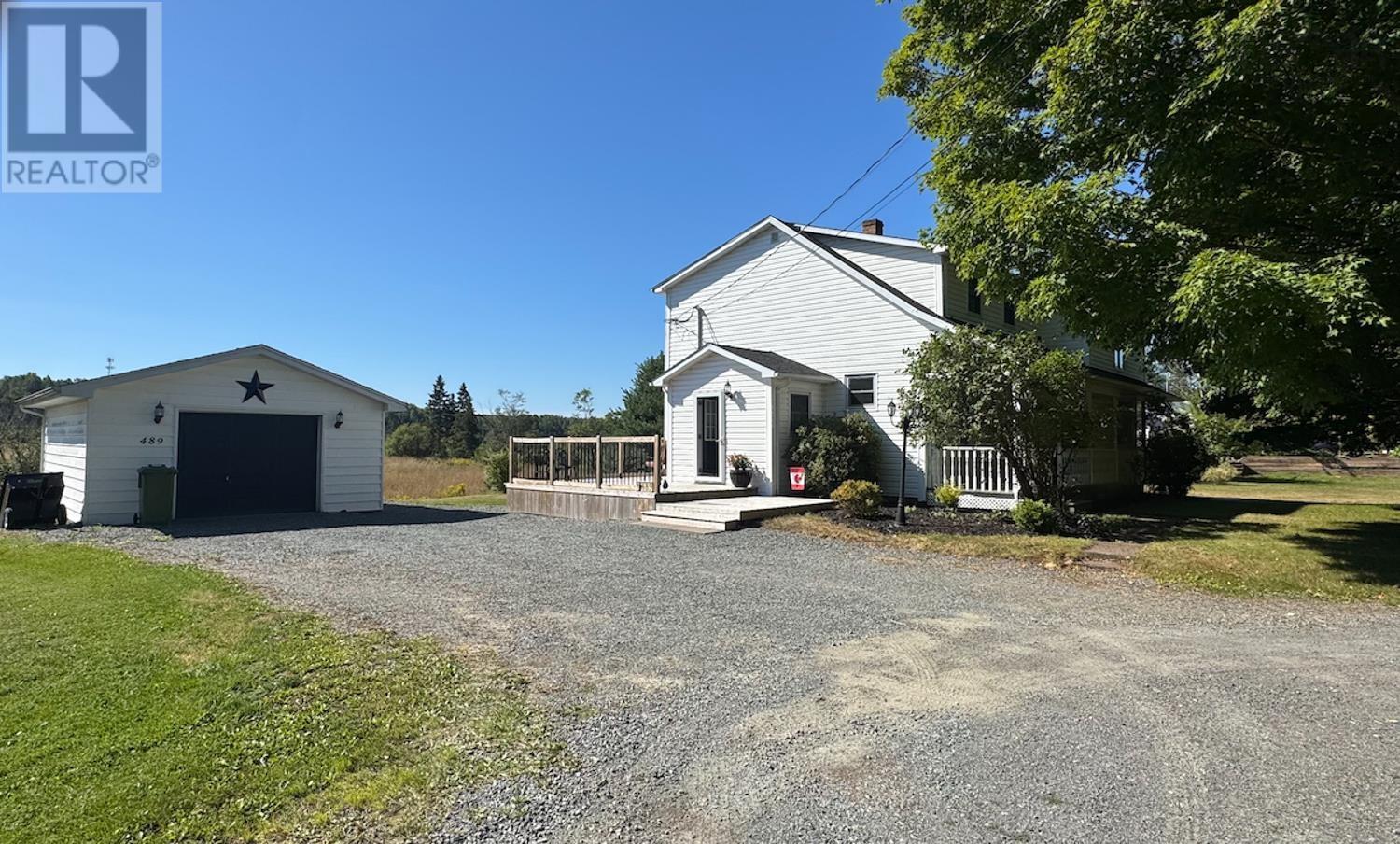 489 Salmon River Rd, Valley, NS B6L 4E7
