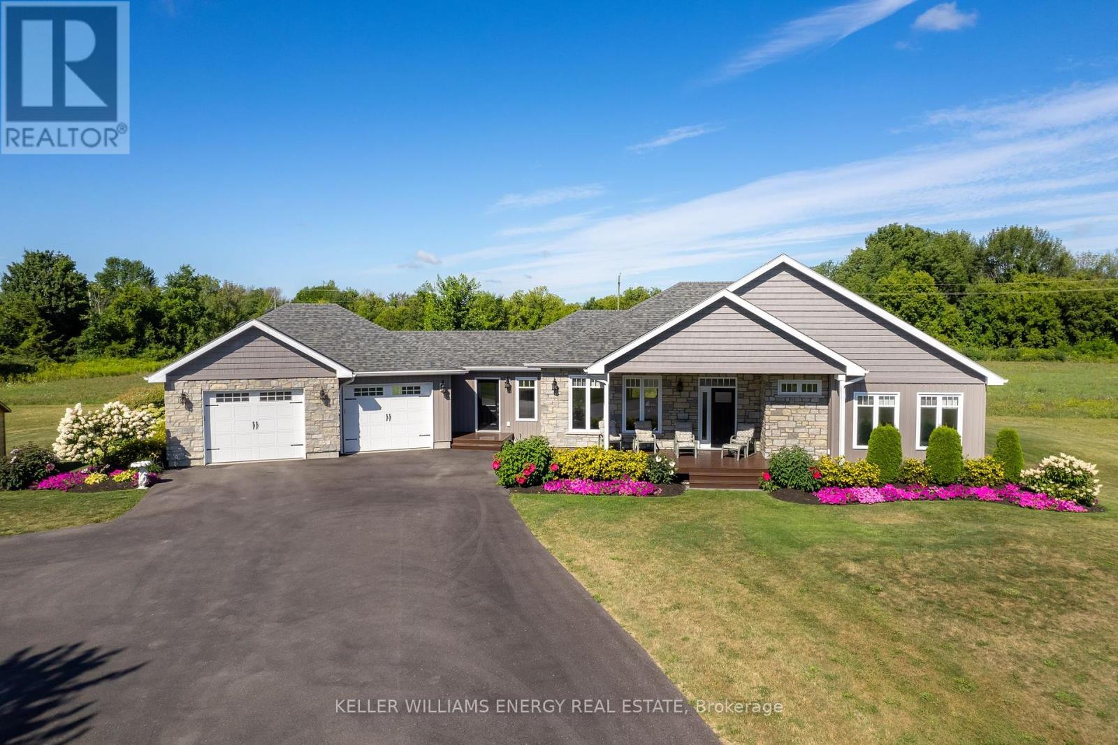 73 White Chapel Rd, Prince Edward County Hallowell Ward, ON K0K 2T0
