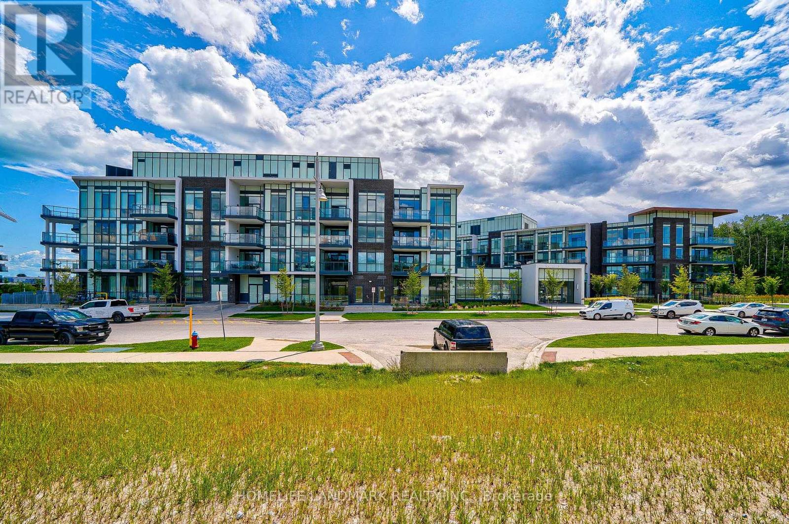 312 415 Sea Ray Ave, Innisfil, ON L9S 0R5