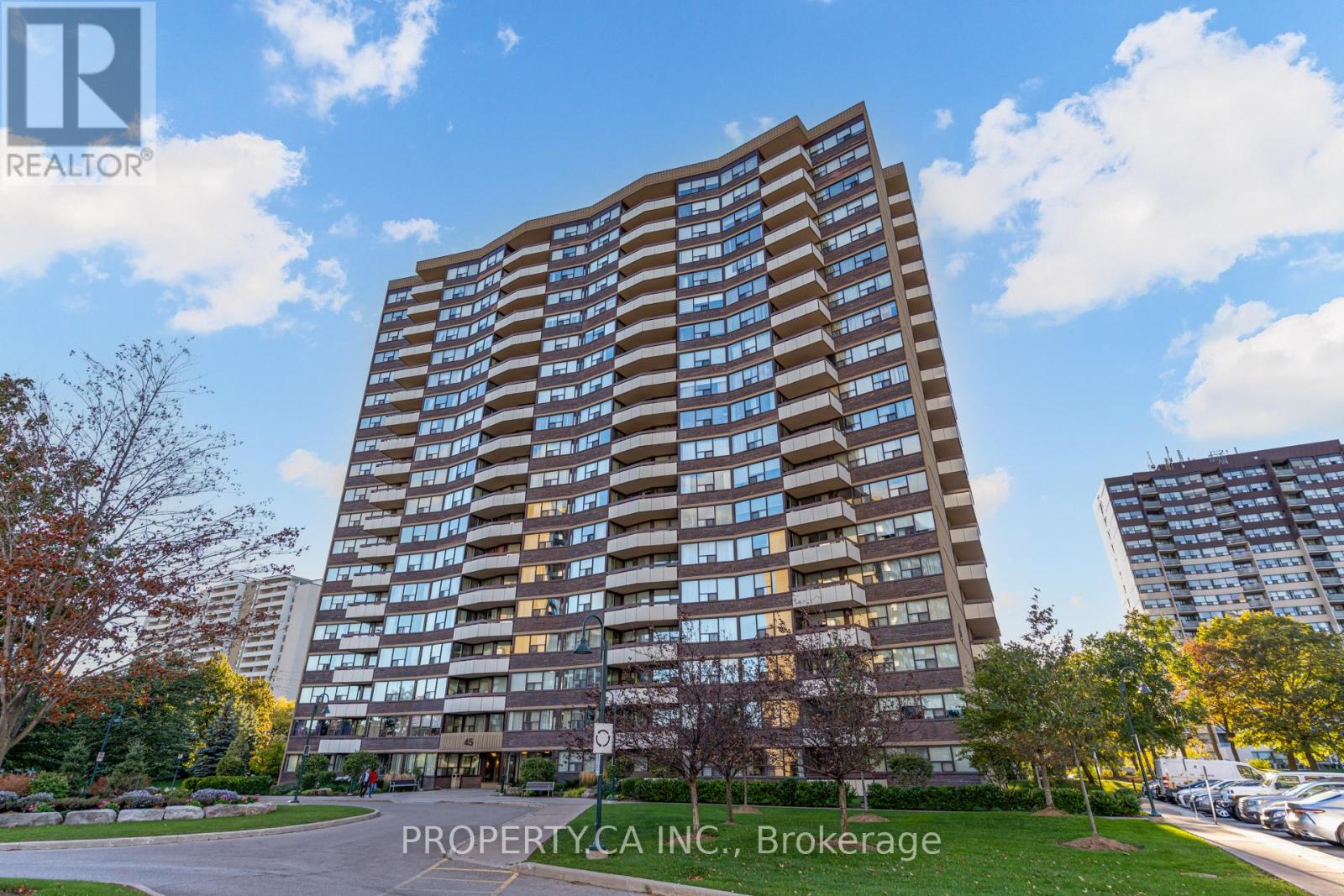 106 45 Huntingdale Blvd, Toronto, ON M1W 2N8