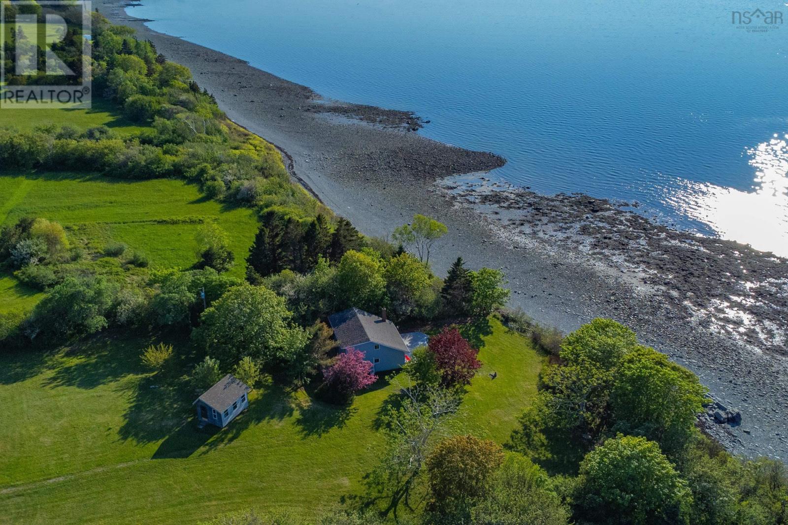 7215 Highway 101, Plympton, NS B0W 2R0