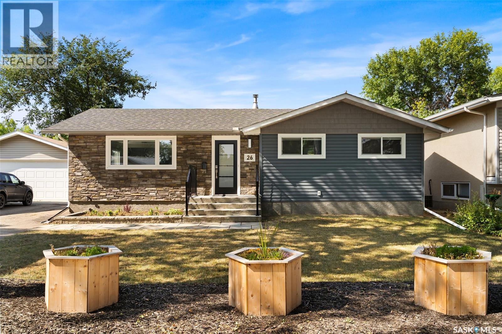 26 Norwood Cres, Regina, SK S4R 0A1