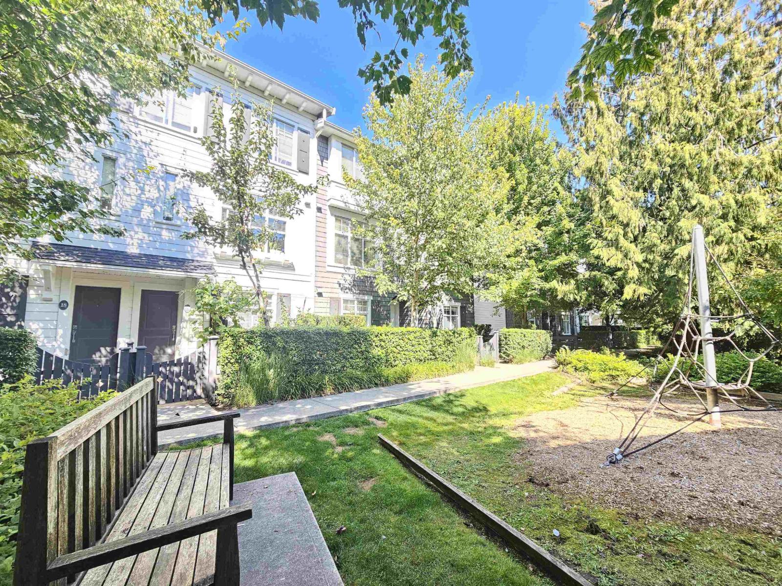 15152 91 Avenue Unit 19, Surrey, BC V3R 0C7