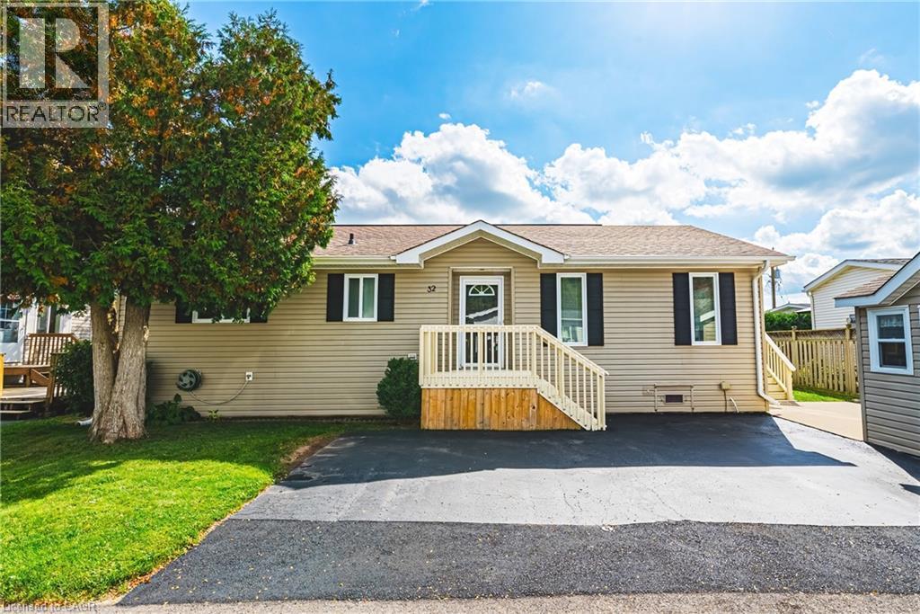 32 Water Street Pvt, Puslinch, ON N1H 6H9