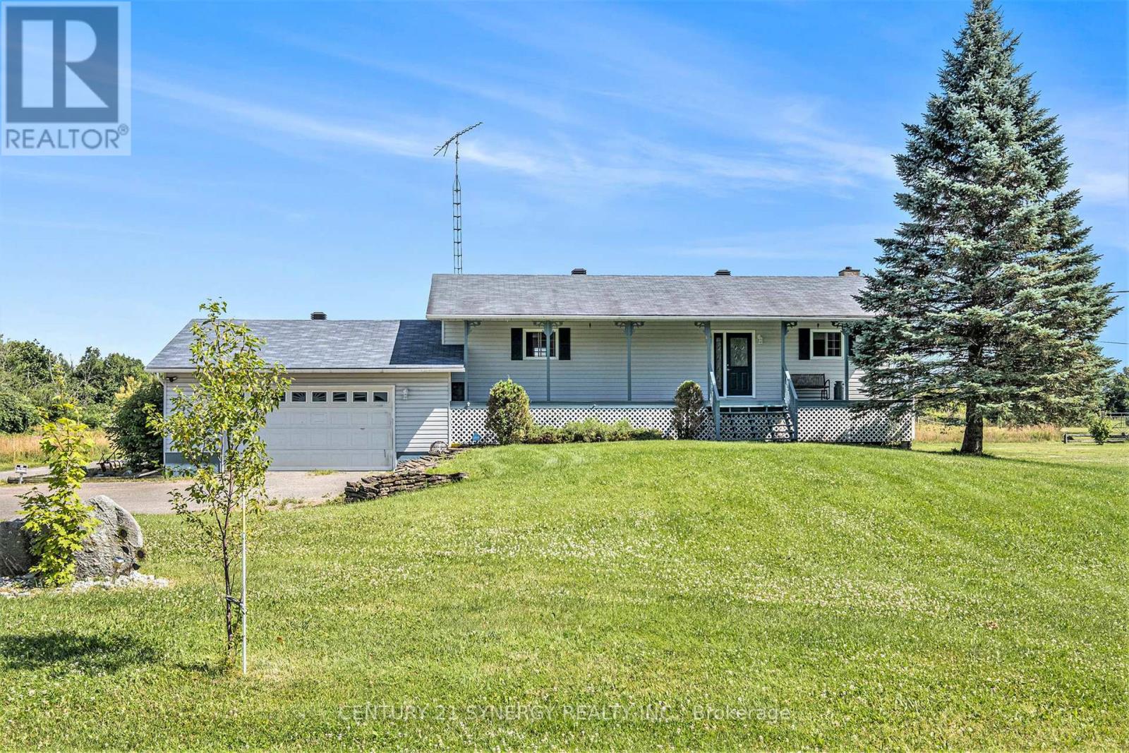 887 Macpherson Rd, Montague, ON K7A 4S4