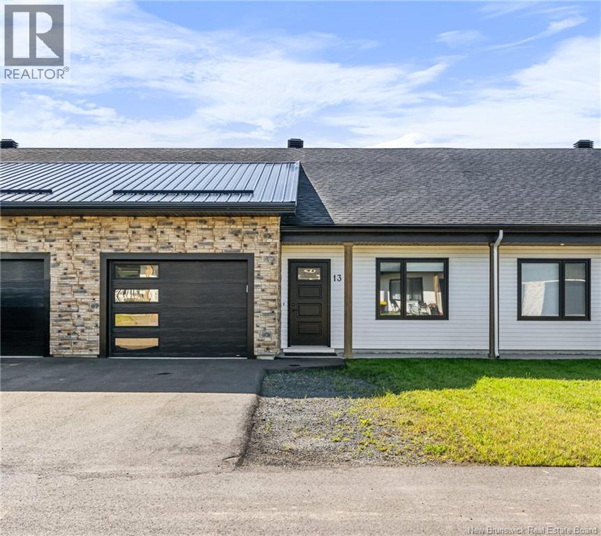 22 Domaine Des Cdres, Cocagne, NB E4R 0H7