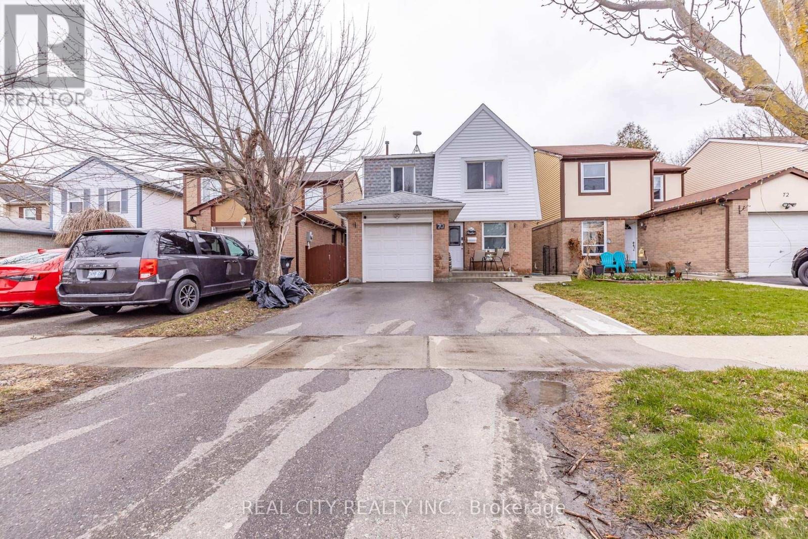 70 Majestic Cres, Brampton, ON L6S 3N2