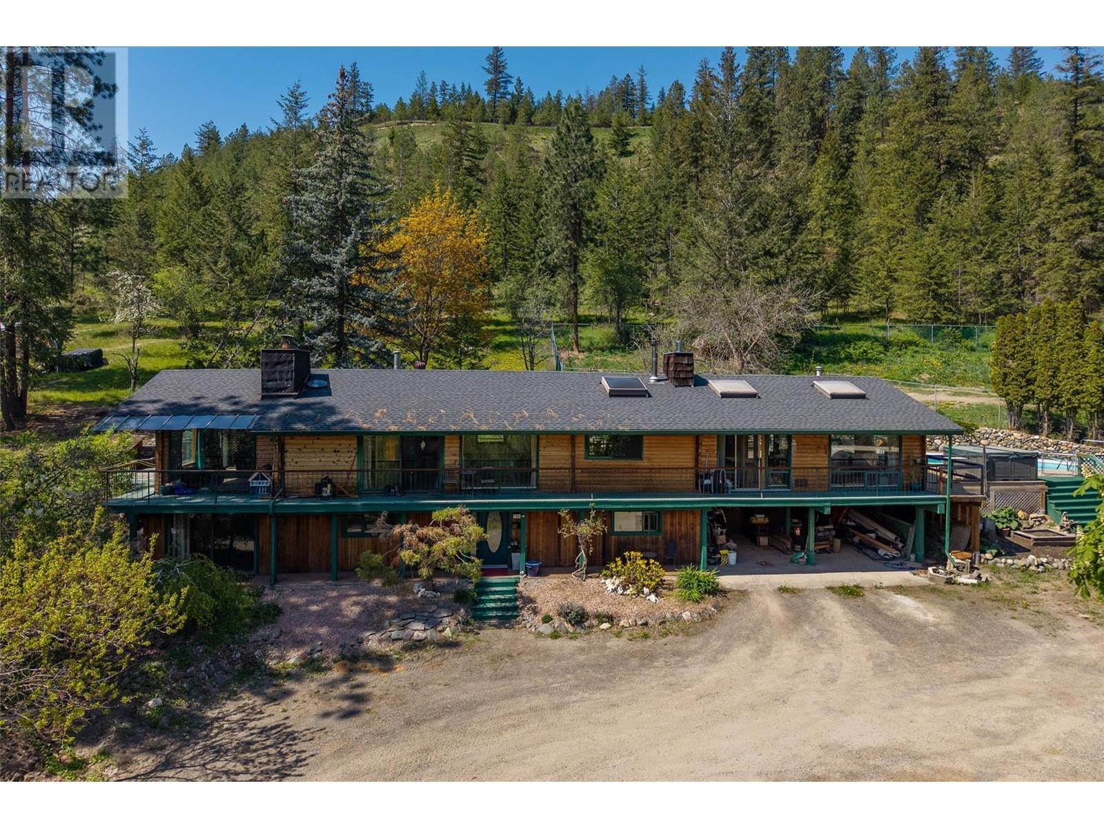 7050 Westsyde Rd, Kamloops, BC V2C 1Z3