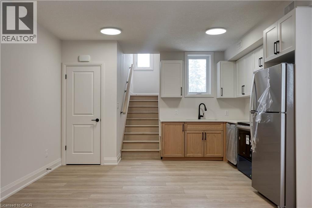 800 Myers Road Unit 103, Cambridge, ON N1R 5S2