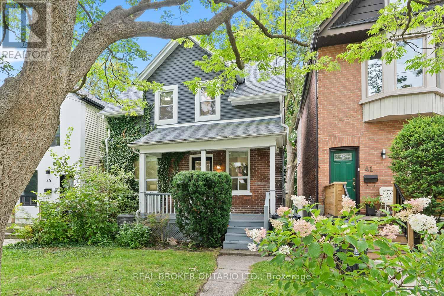 43 Hunter St, Toronto, ON M4J 1C1