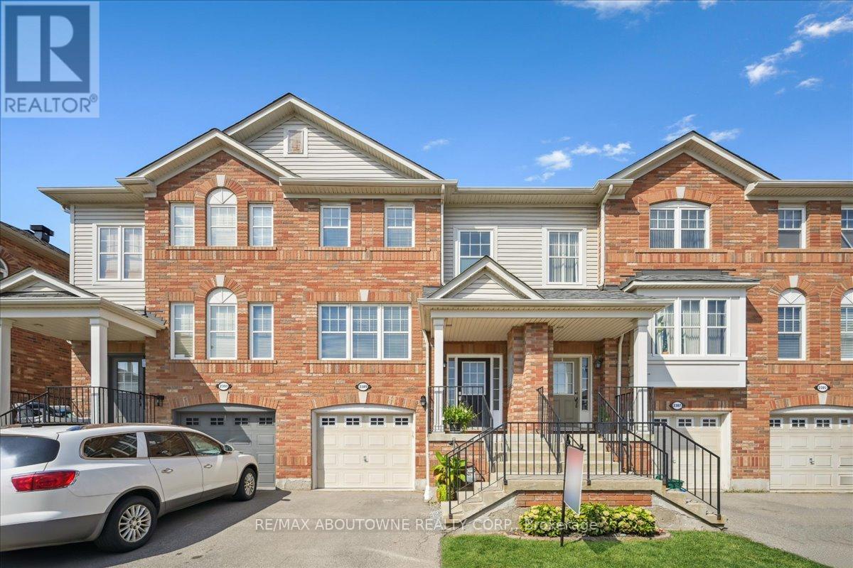 2389 Coho Way, Oakville, ON L6M 0G6
