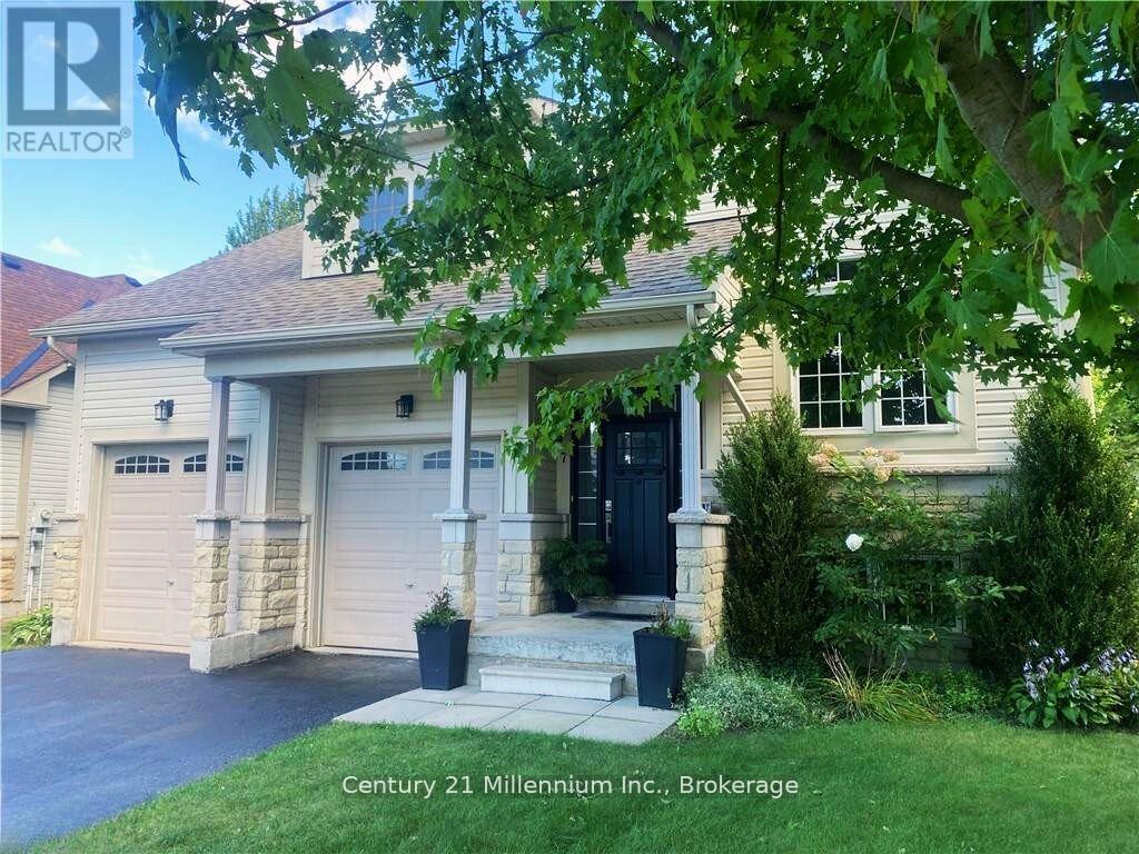 7 Sparrow Ln, Wasaga Beach, ON L9Z 1A9