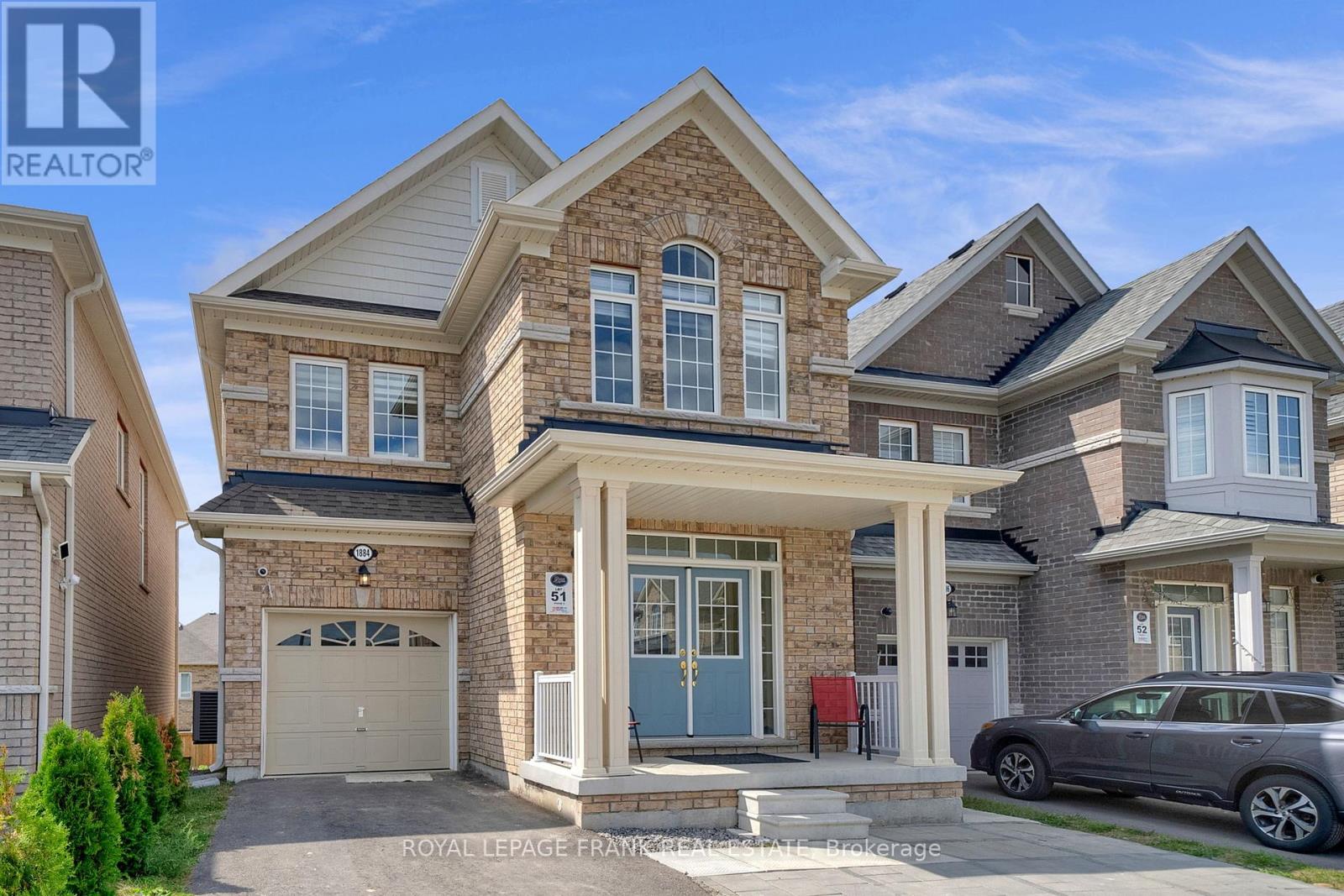 1884 Fosterbrook St, Oshawa, ON L1K 3G5