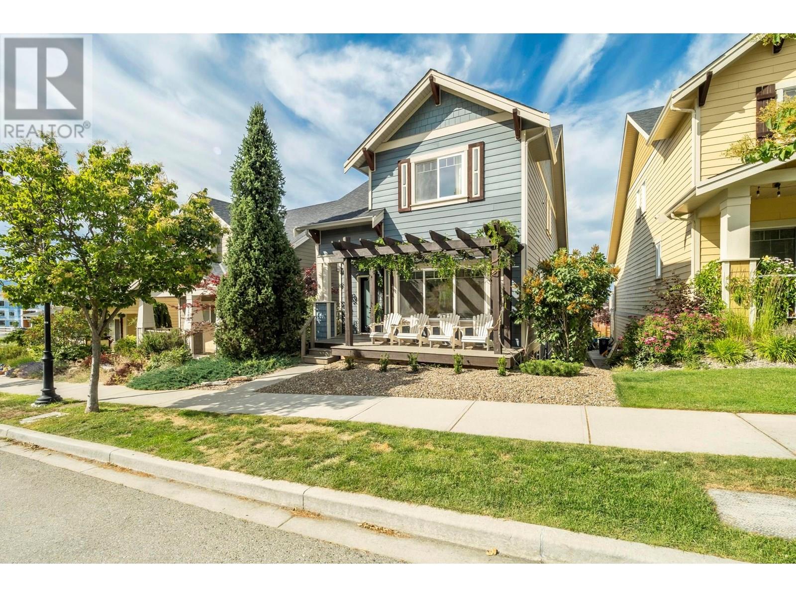 1174 Bergamot Ave, Kelowna, BC V1W 5K5