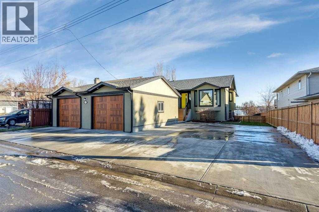 760 W Chestermere, Chestermere, AB T1X 1B5