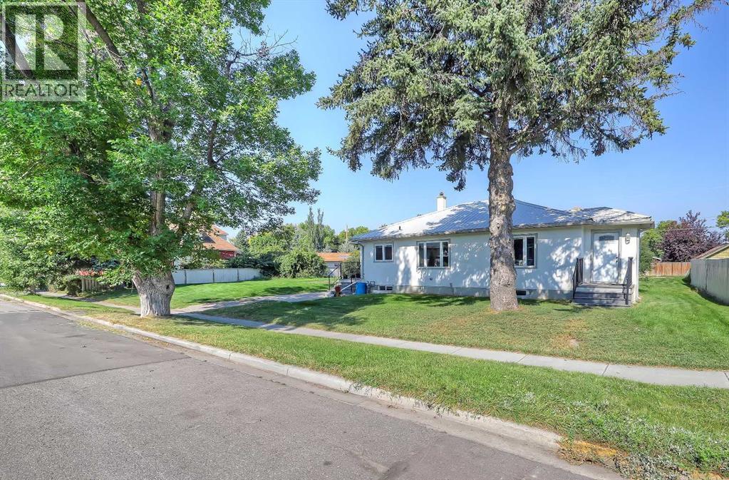 2 Avenue Se Unit 126, High River, AB T1V 1G6