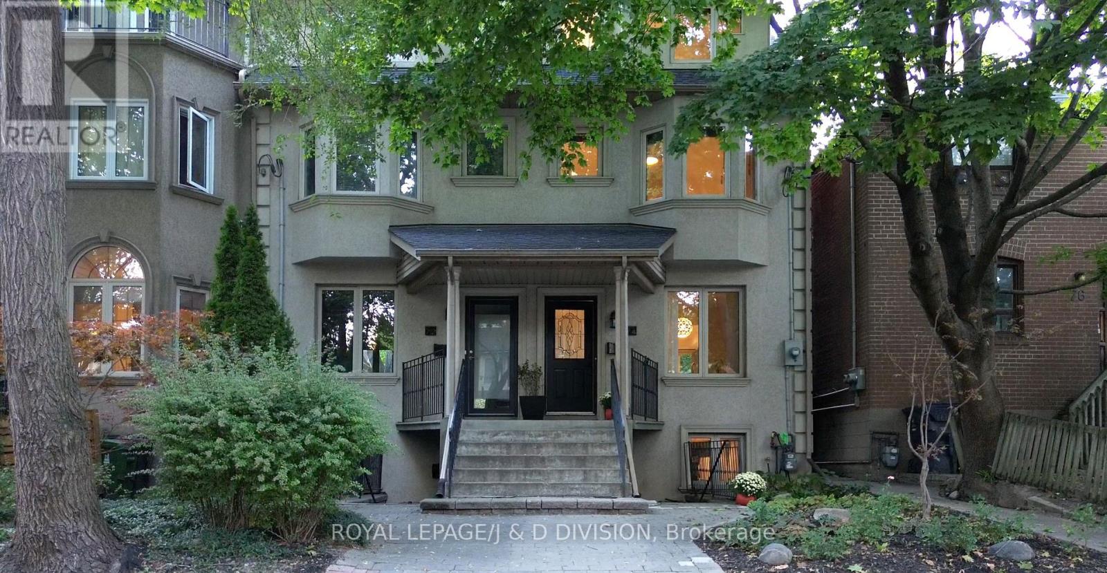 74 Lewis St, Toronto, ON M4M 2H3