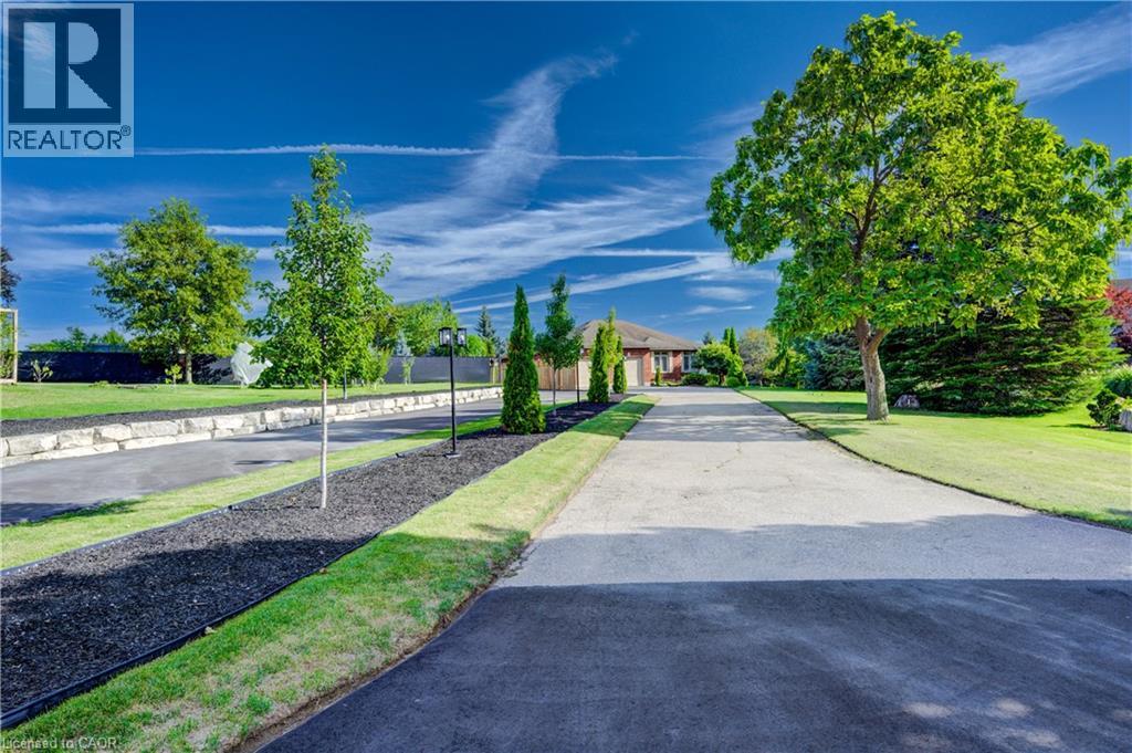 11 Cecil Kennedy Ct, Wilmot, ON N3A 4H9