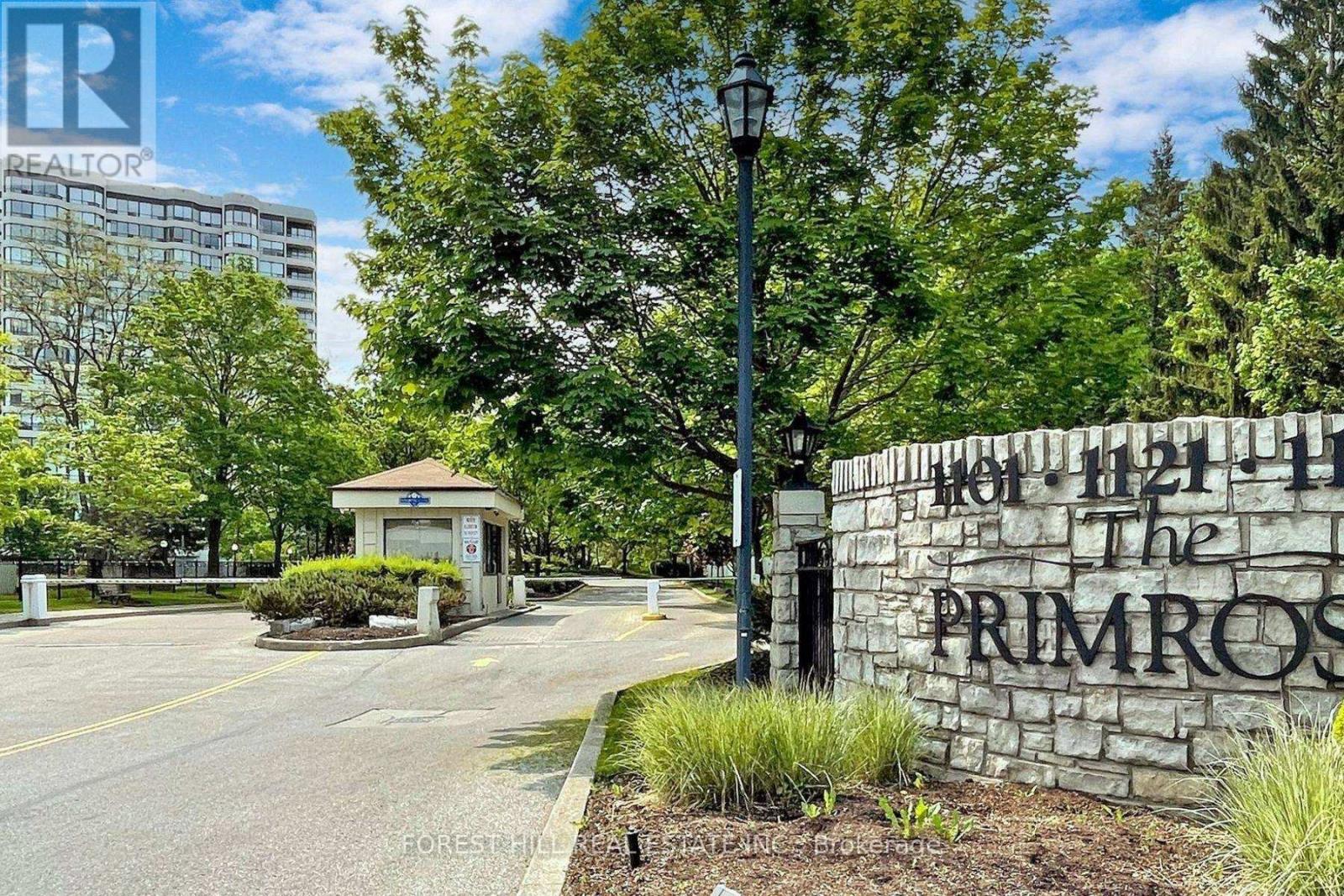 1131 Steeles Ave W Ph103 Ave, Toronto, ON M2R 3W8