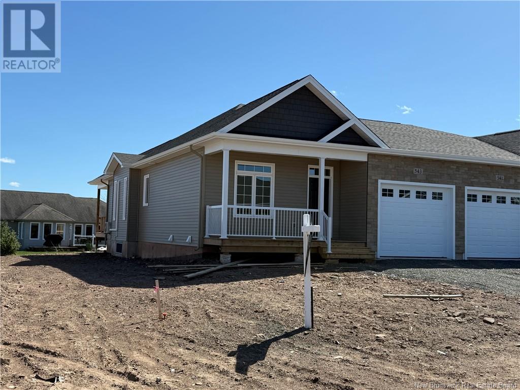 543 Royal Oaks Blvd, Moncton, NB E1H 3S7