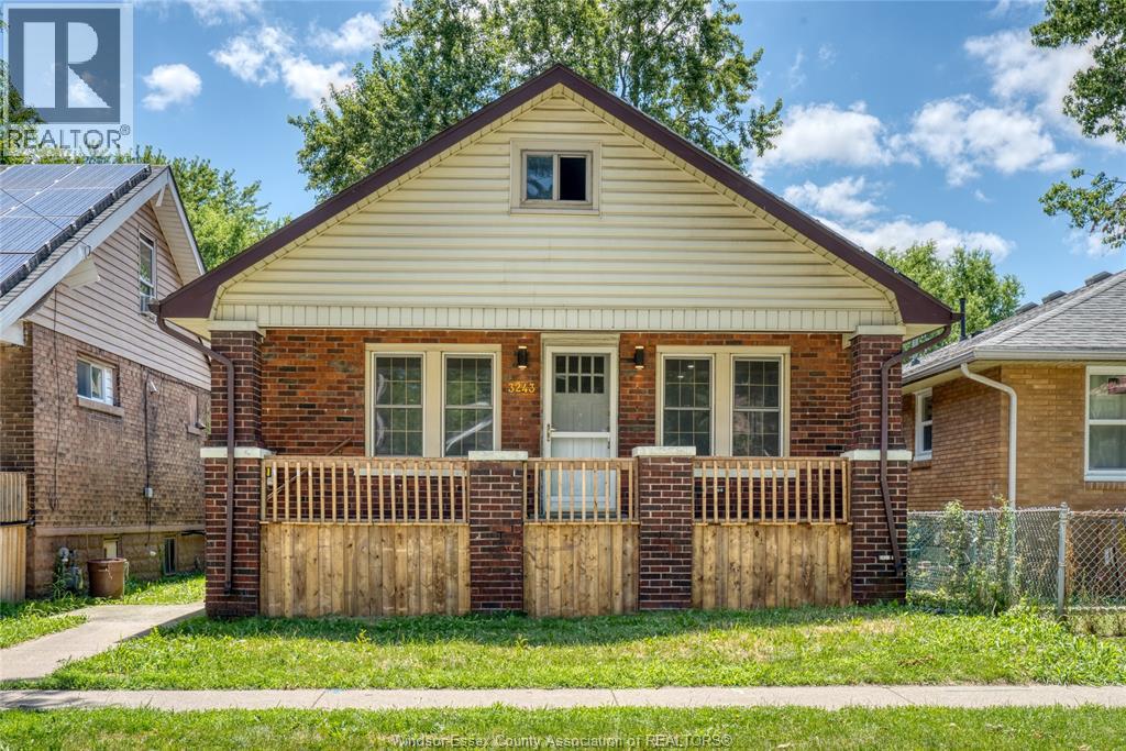 3243 Millen, Windsor, ON N9G 1T1