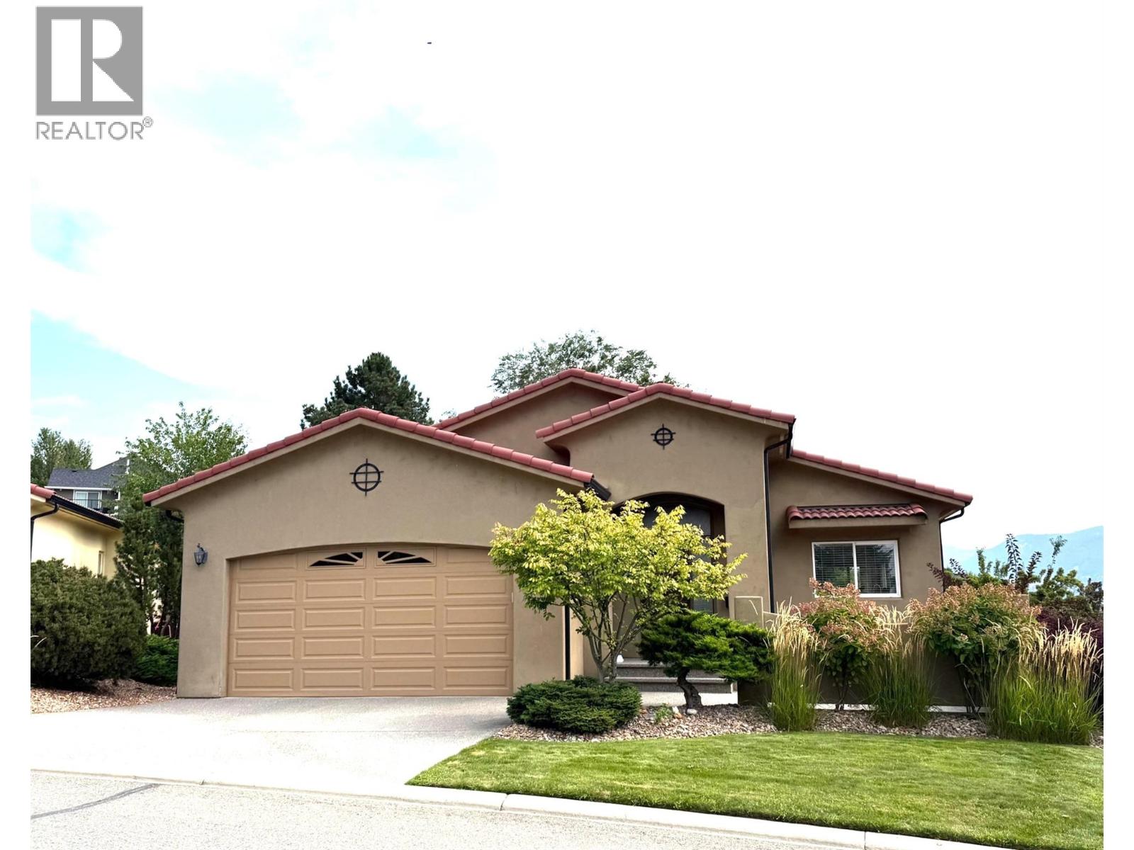 728 Rosewood Cres, Kamloops, BC V2H 1S3