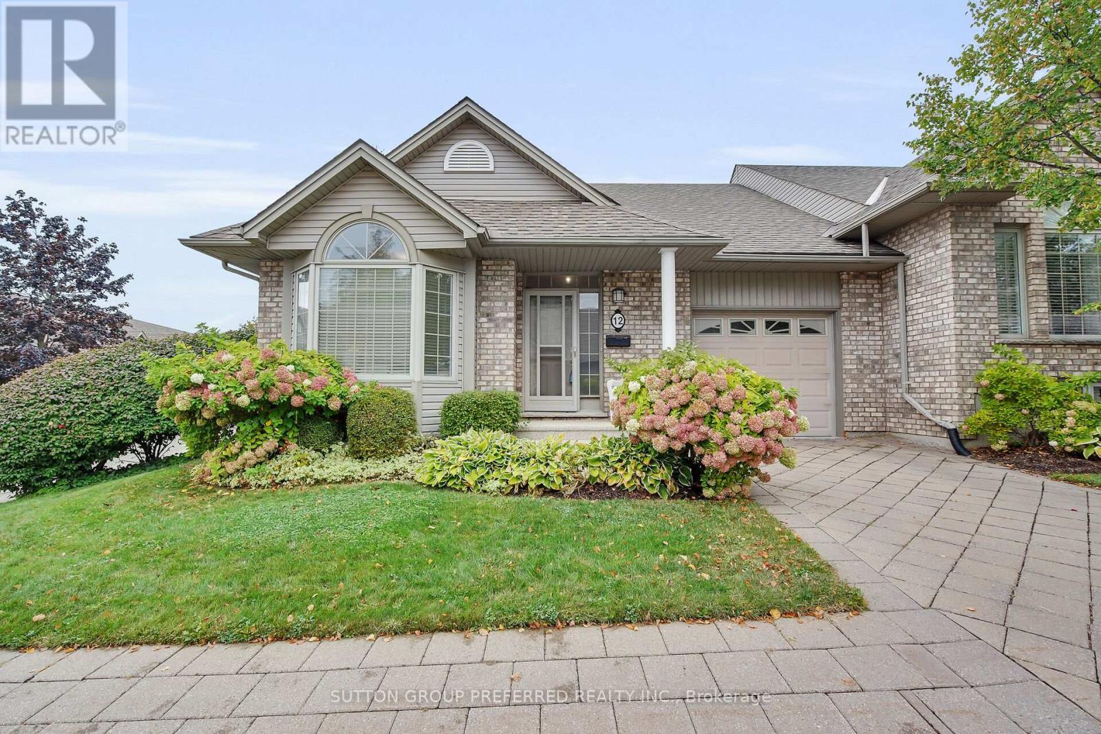 12 800 Commissioners Rd W, London, ON N6K 1C2