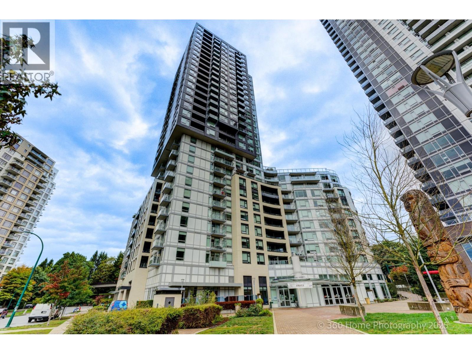 5470 Ormidale Street Unit 1803, Vancouver, BC V5R 4P9