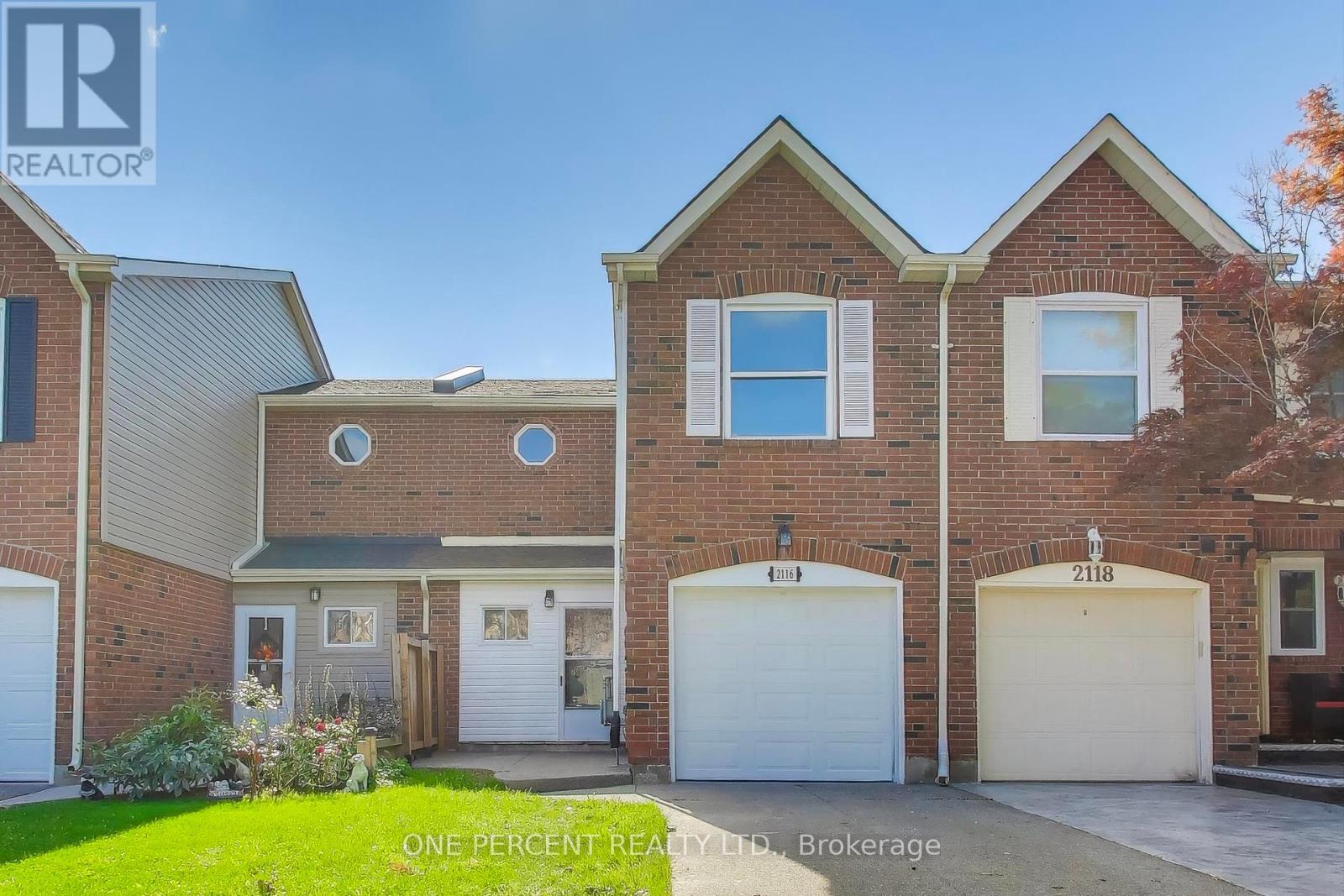 2116 Pelee Blvd, Oakville, ON L6H 4C7