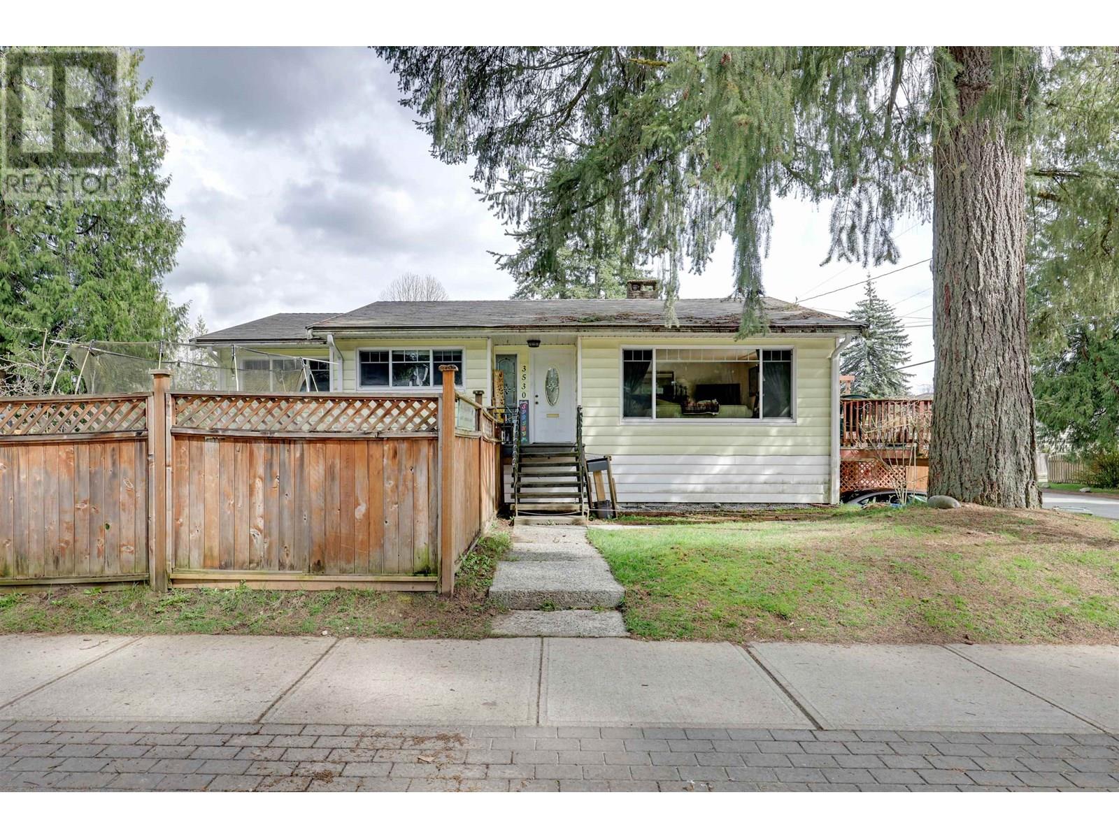 3530 Hastings St, Port Coquitlam, BC V3B 4N4