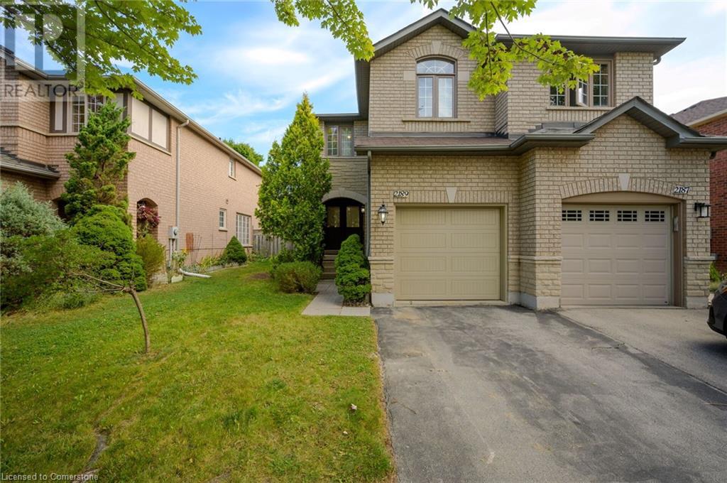 2189 Shorncliffe Blvd, Oakville, ON L6M 3X2