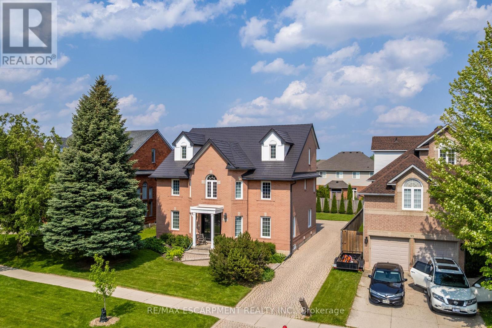 89 Meadowlands Blvd, Hamilton, ON L9K 1H8