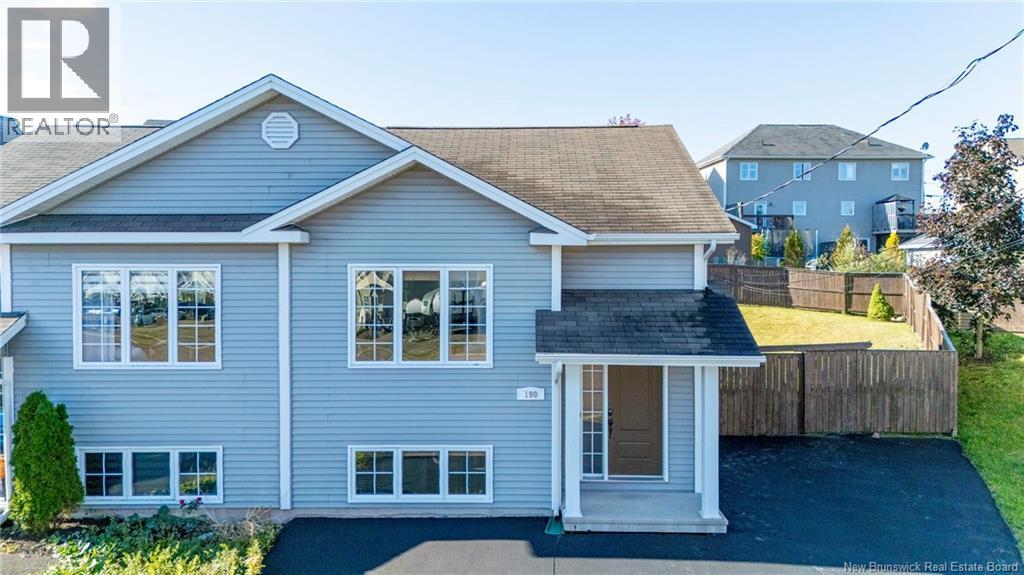 190 Houlahan St, Dieppe, NB E1A 4X6