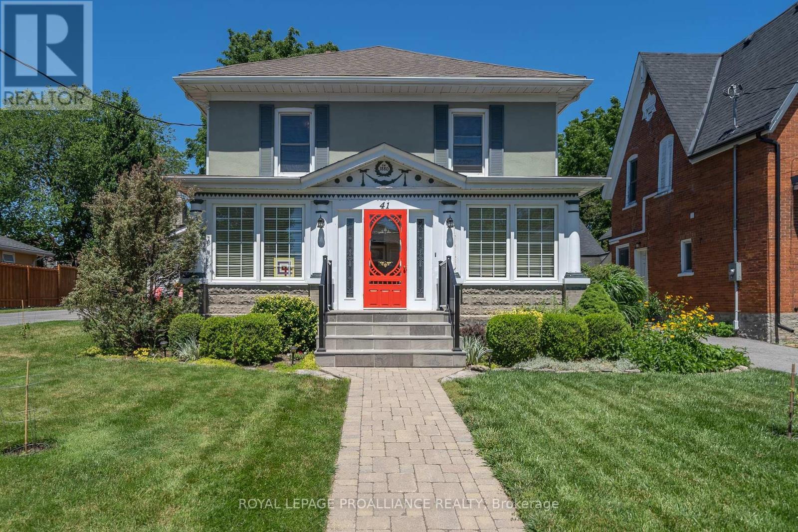 41 King St, Prince Edward County Picton Ward, ON K0K 2T0