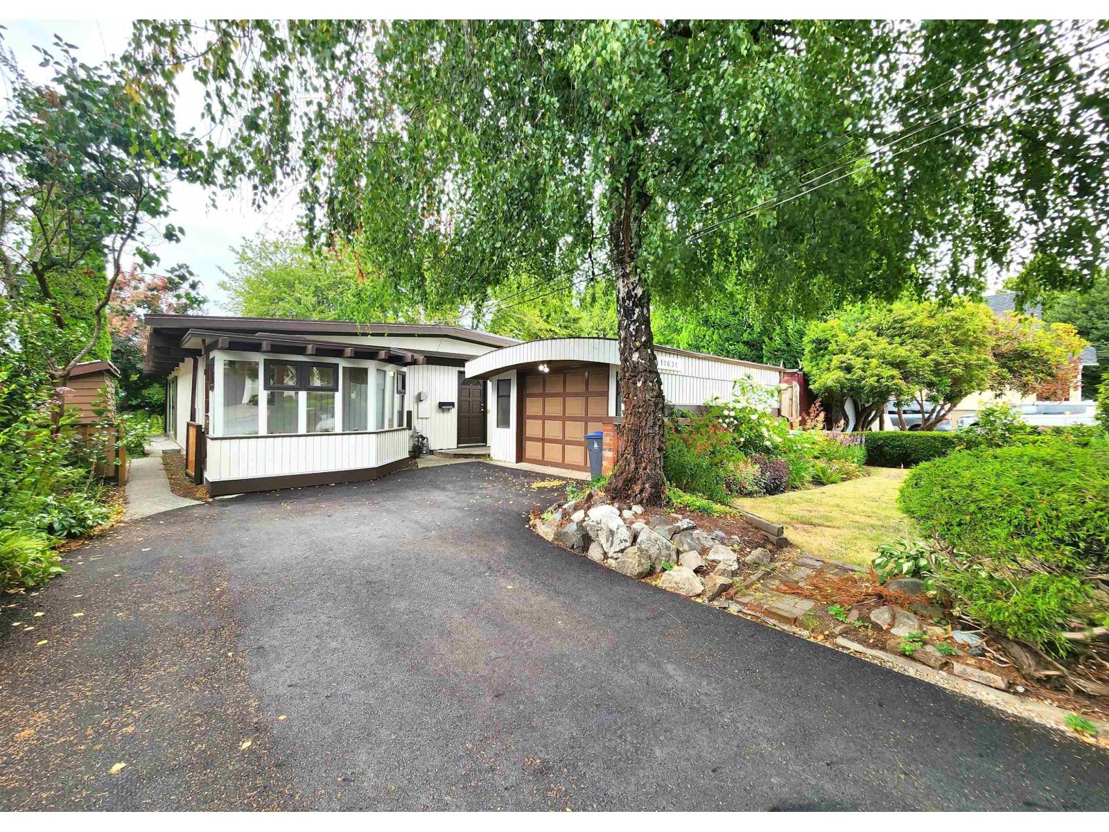 98 Avenue Unit 11631, Surrey, BC V3V 2J1