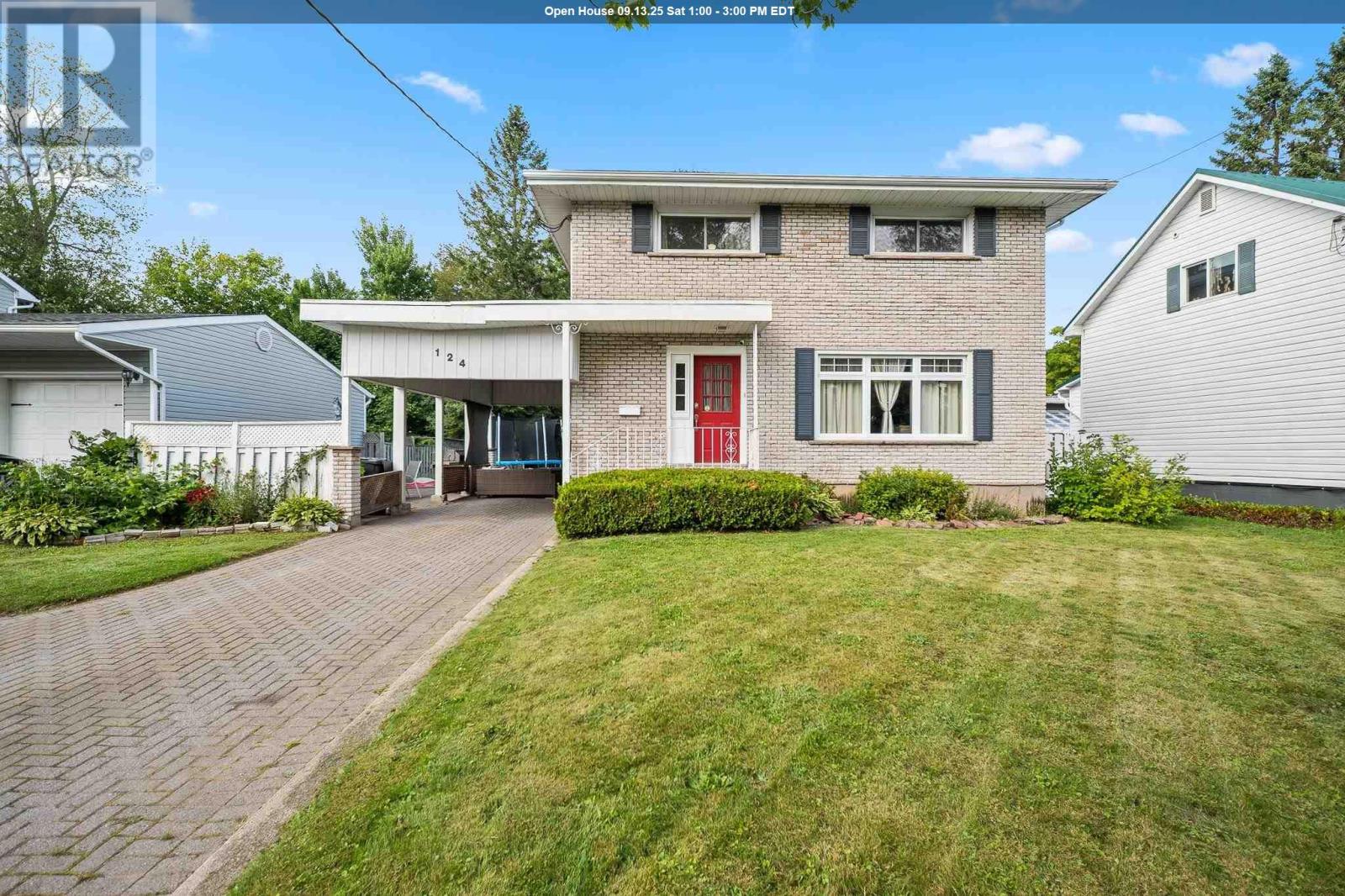 124 Eagle Dr, Sault Ste. Marie, ON P6B 4A3