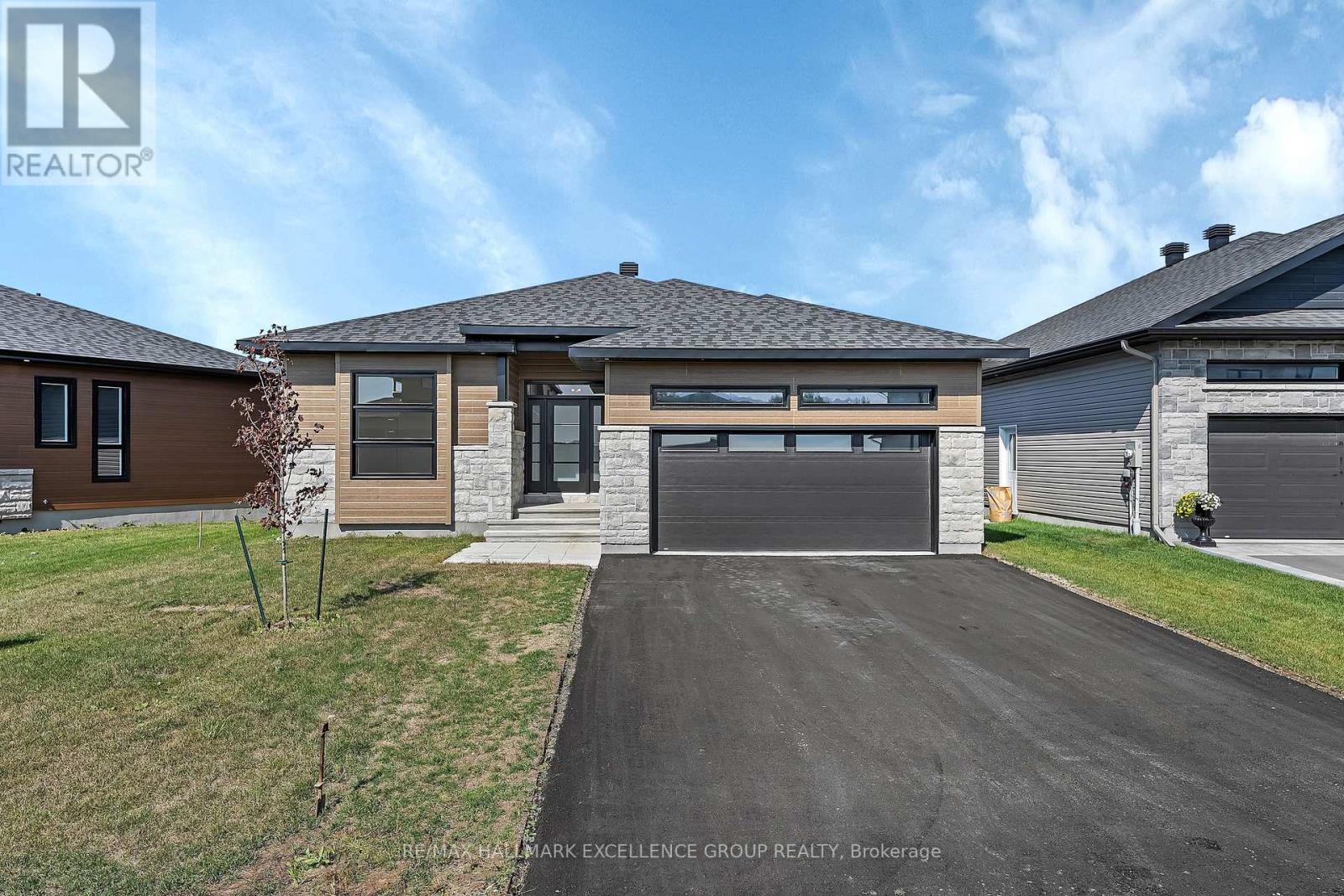 1345 Diamond St, Clarence-rockland, ON K4K 0M6