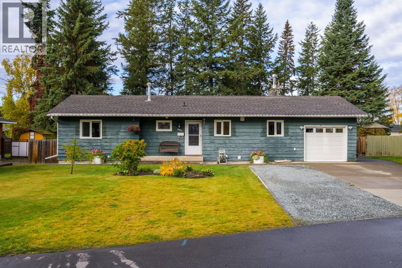 2141 Gregory Pl, Prince George, BC V2K 1C1