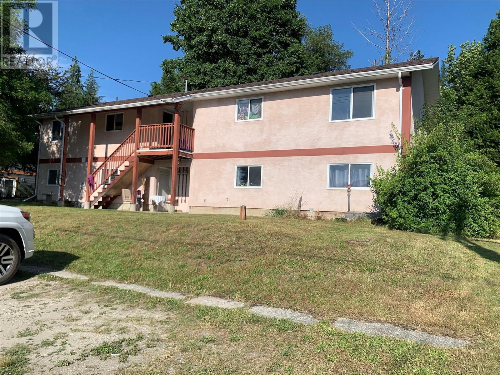 208 Nelson Avenue Unit 1-4, Nakusp, BC V0G 1R0
