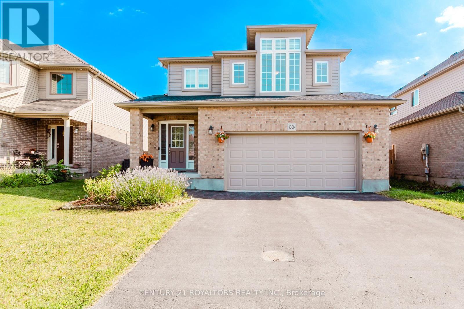 1308 Lawson Rd, London, ON N6G 0G8