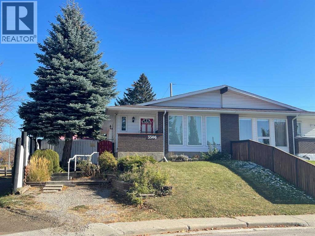 3506 Doverthorn Rd SE, Calgary, AB T2B 2H5
