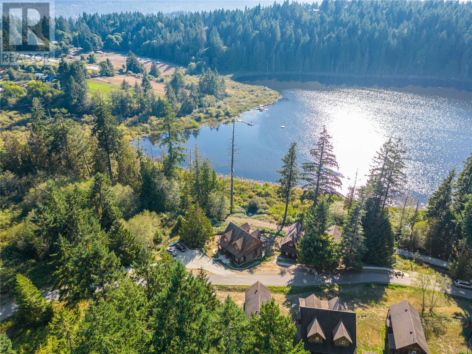 315 Robinson Rd Unit 33 Rd, Salt Spring, BC V8K 1P7