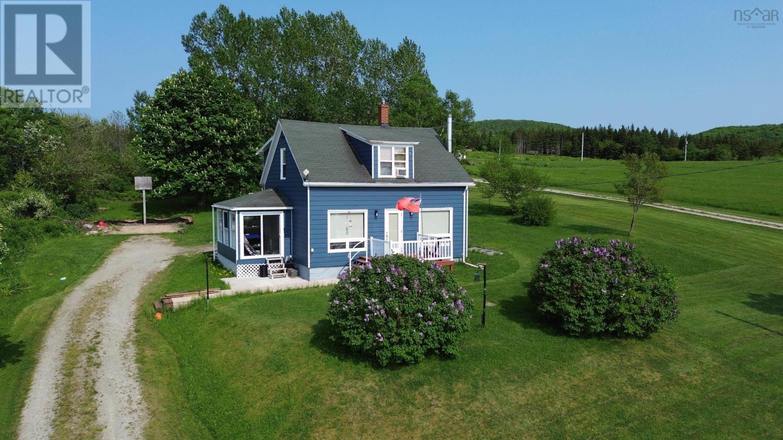 3498 Highway 395, East Lake Ainslie, NS B0E 3M0