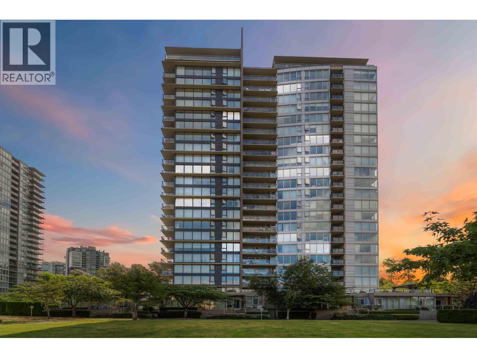 651 Nootka Way Unit 801, Port Moody, BC V3H 0A1