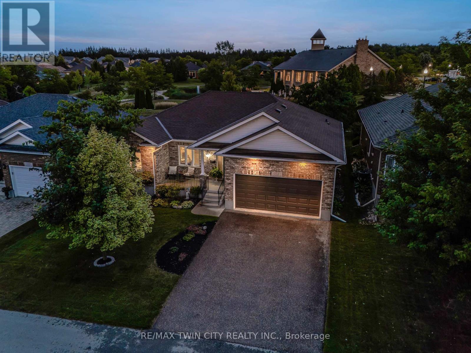 18 152 Devonshire Dr, Wilmot, ON N3A 4J7